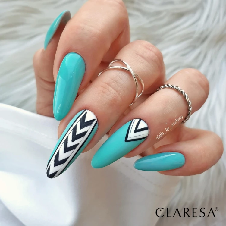 wzory-na-paznokciach-z-lakierami-hybrydowymi-Claresa-Lollipop-7,-white-1000,-black-900.jpg