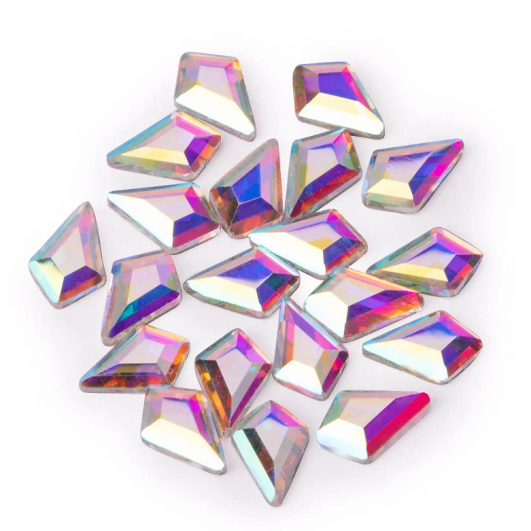 Krysztalki-diamenty-cyrkonie-AB-opalizujace-do-zdobien-bizuteria-3D-20-szt--2.jpg