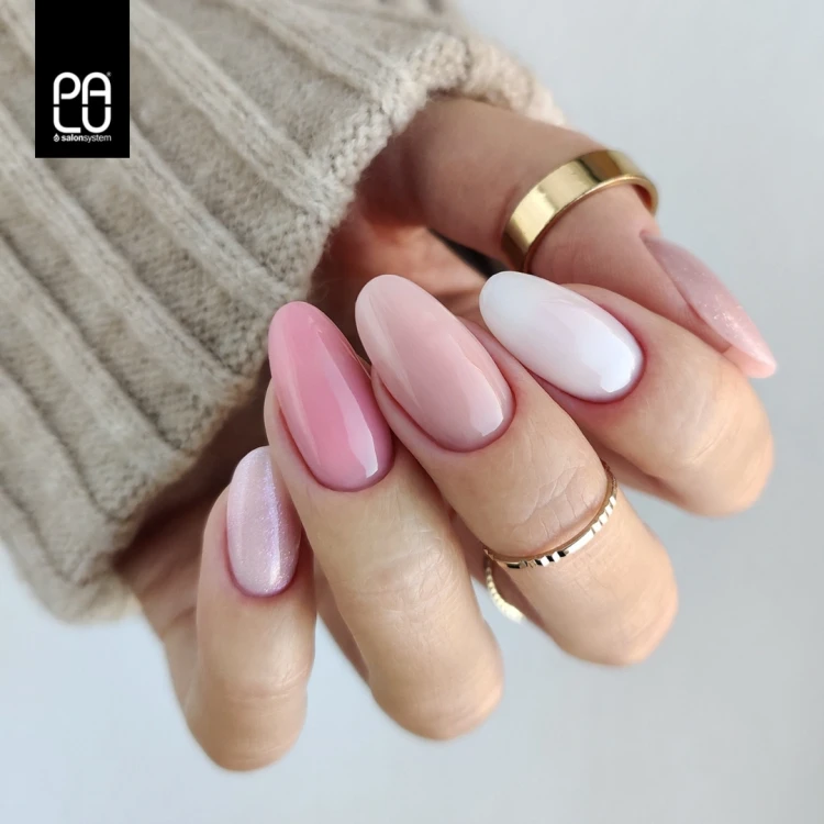 Od-malego-palca---Shiny-Pink,-Rouge,-Classic-Cover,-Milky,-Nautral-Glow---kwadrat-2.webp